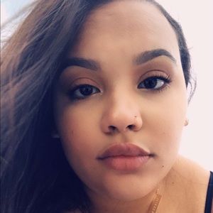 Meet your Posher, Brianna